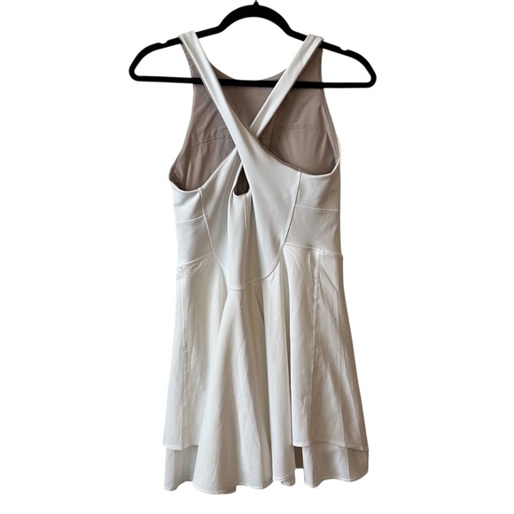 Lululemon Court Crush Dress Women’s SZ 10 in White - Picture 4 of 7